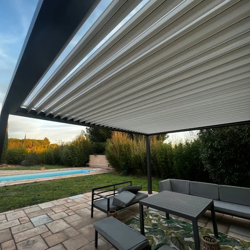 Pergola bioclimatique